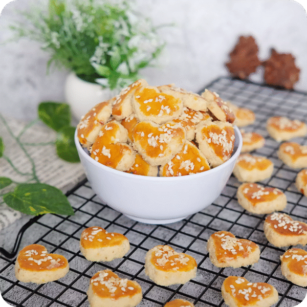 extruder machine with panner